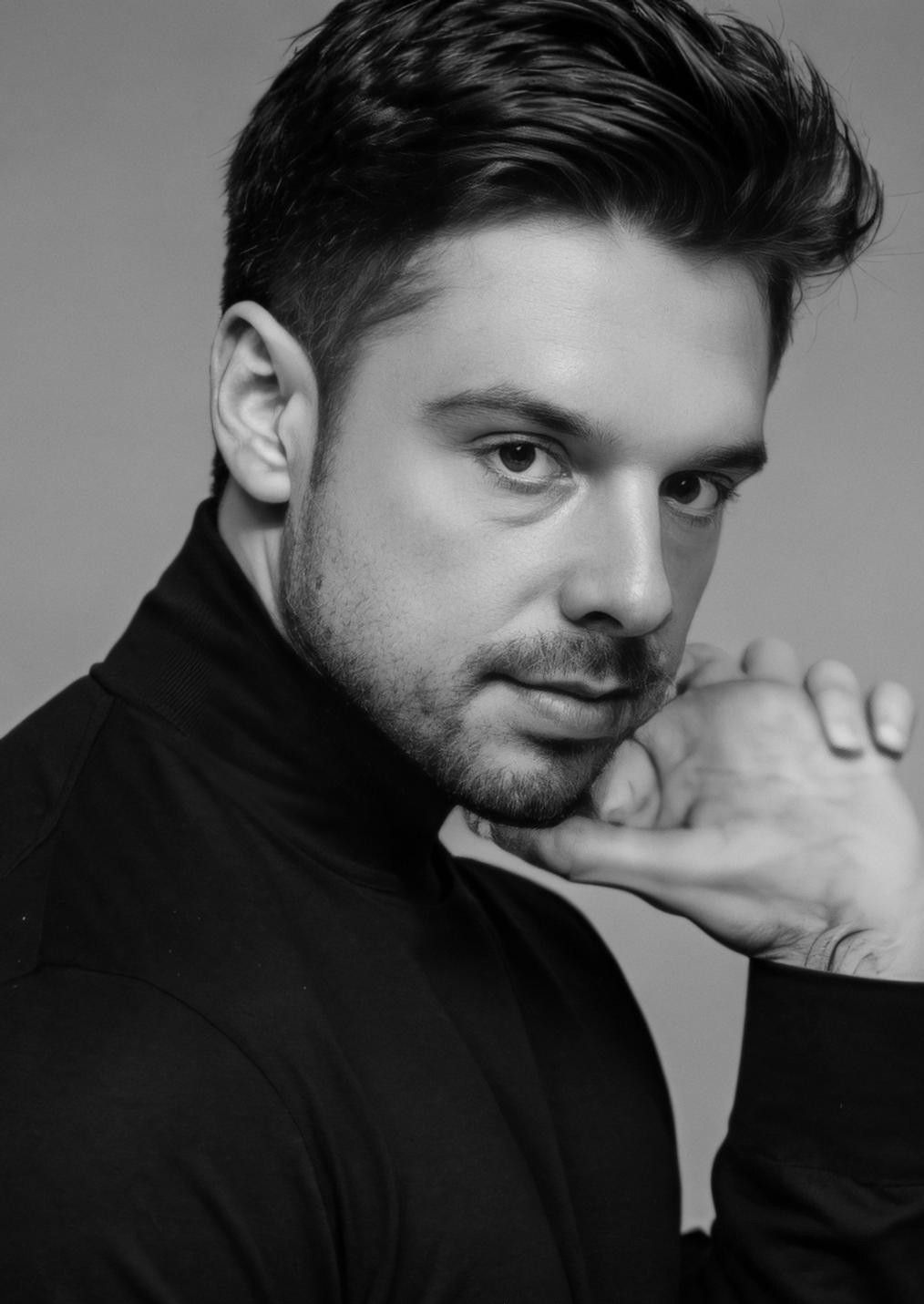 Portret Marcina Szmidtke